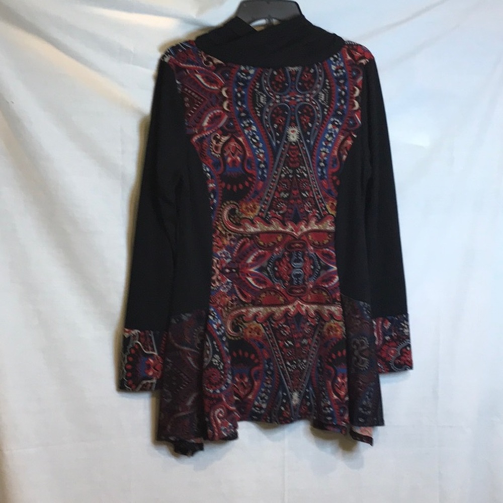 Tunic - Picture 5 of 6